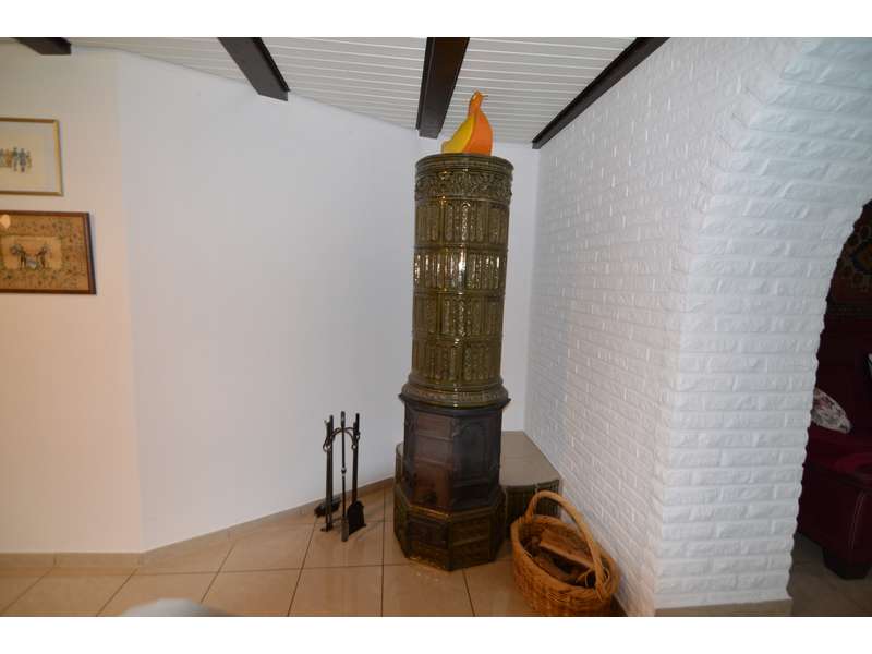 Wohnzimmer mit Kamin